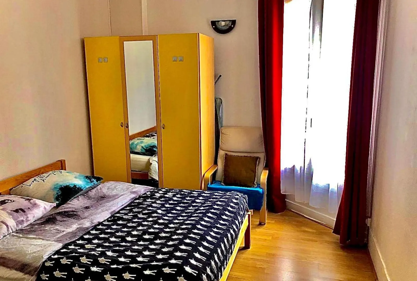Cosy Apartment In Paris 0*,  Frankrig